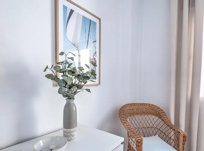 Penthouse With Roof Terrace In Parador, 아파트