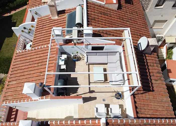 Penthouse With Roof Terrace In Parador, *