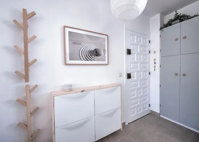 Penthouse With Roof Terrace In Parador, * 네르하