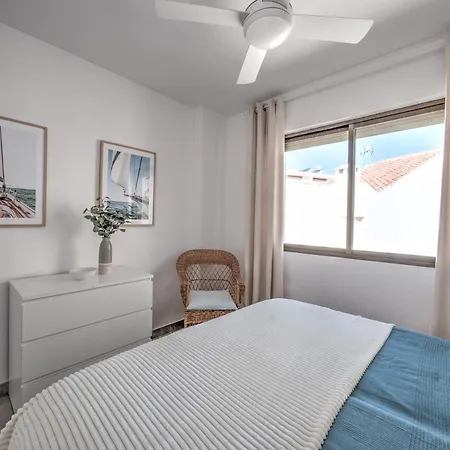 Penthouse With Roof Terrace In Parador, Апартаменти