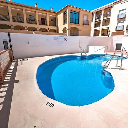 Penthouse With Roof Terrace In Parador,