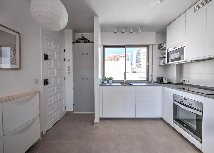 Apartment Penthouse With Roof Terrace In Parador, Nerja