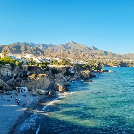 Penthouse With Roof Terrace In Parador, Апартаменты Нерха